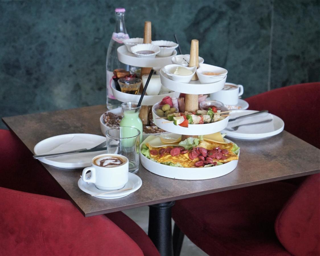 نزل قايا Hotel Gaia Набуль Екстер'єр фото